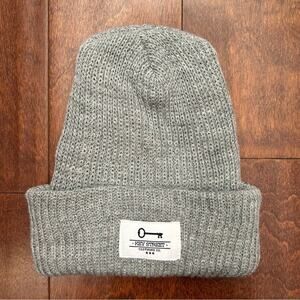 Key Street Gray Knitted Beanie, Unisex, New Without Tags